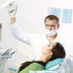 Offerta di lavoro per assistente alla poltrona in studio dentistico