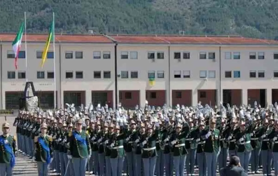 Concorso per 8 tenenti alla Guardia di Finanza