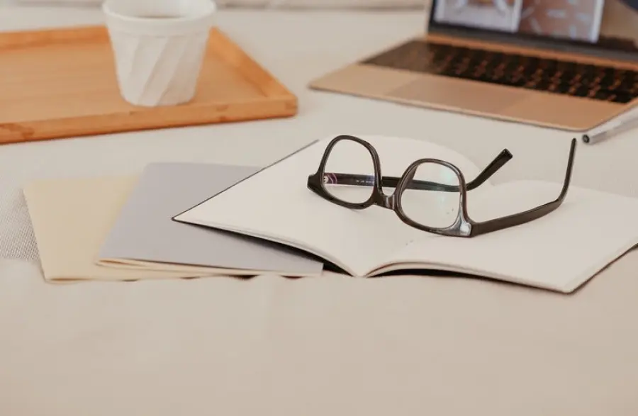 Luxottica Lavora con noi: posizioni aperte, come candidarsi