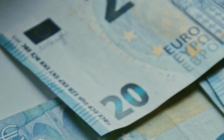 Ecco come cambiano gli stipendi a causa del Covid