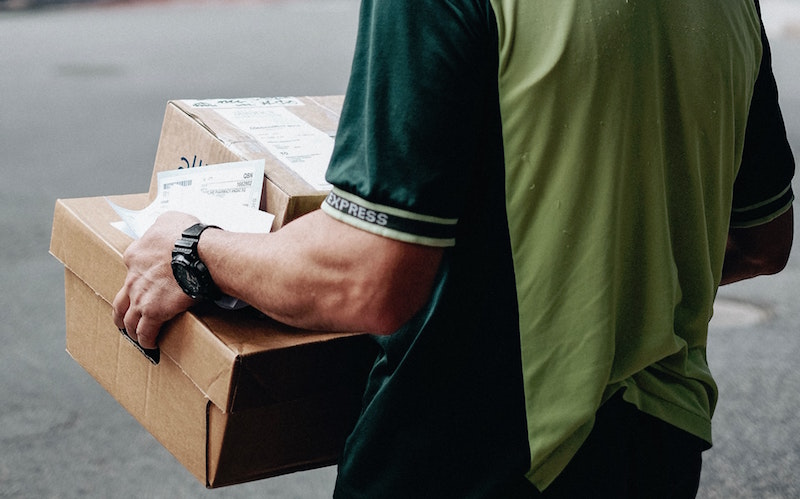 SDA cerca addetti alle spedizioni: come candidarsi