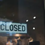 Attività non essenziali: ecco chi potrebbe essere a rischio chiusura