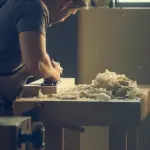 Con il lockdown meno lavoro ai giovani e alle famiglie in affitto