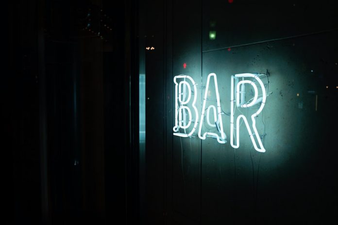 come aprire un bar